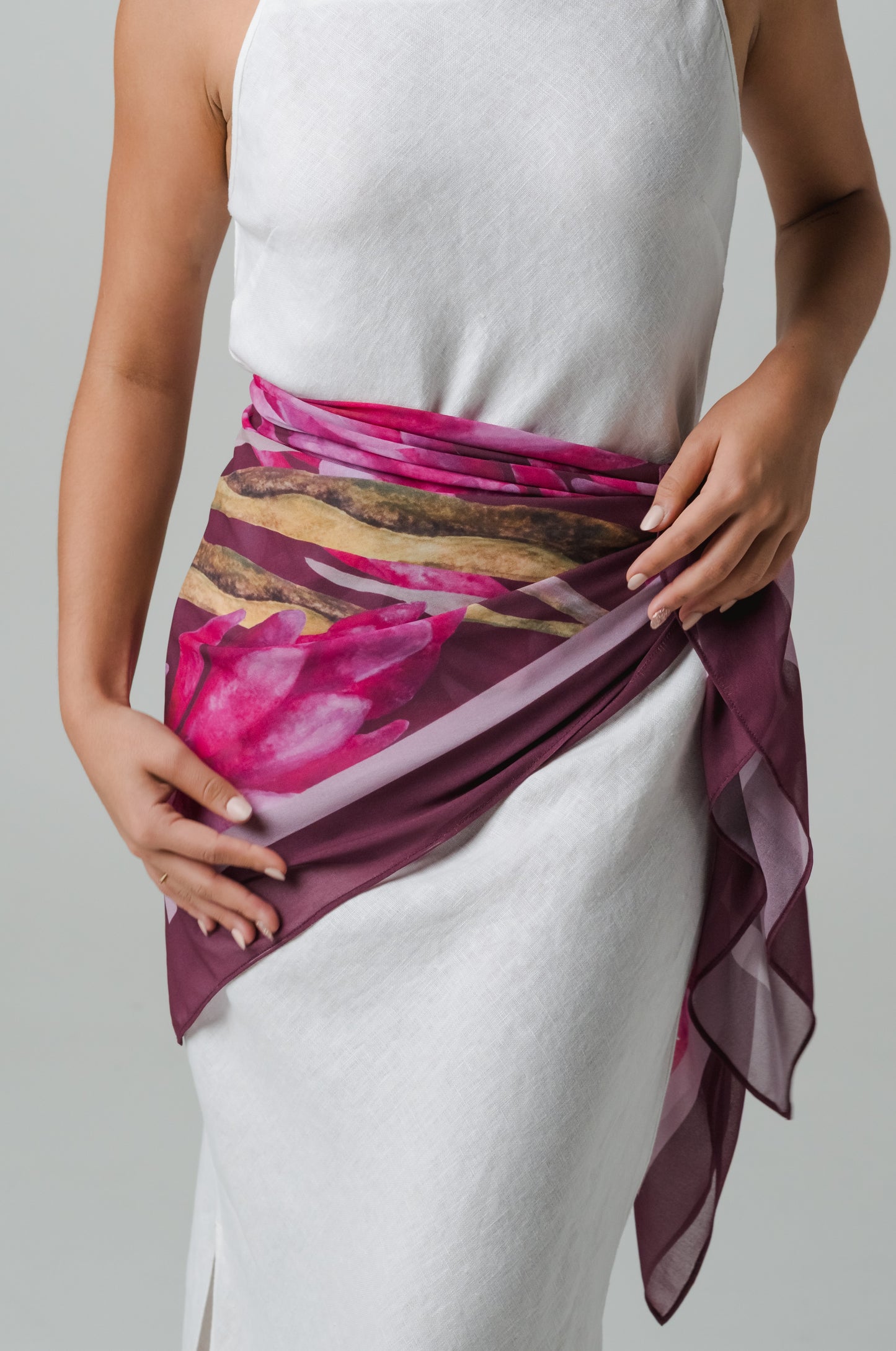 Pañuelo Flor de Fuego en Gasa Couture